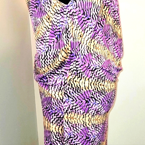 BCBG MAXAZRIA Multi-Color Print Dress - Picture 5 of 11